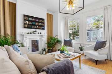 The Property Market Moves Into Autumn: More Choice for Buyers, More Competition for Sellers